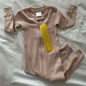 Hanna Andersson zipper sleeper pajamas- organic cotton, rose 12-18 months